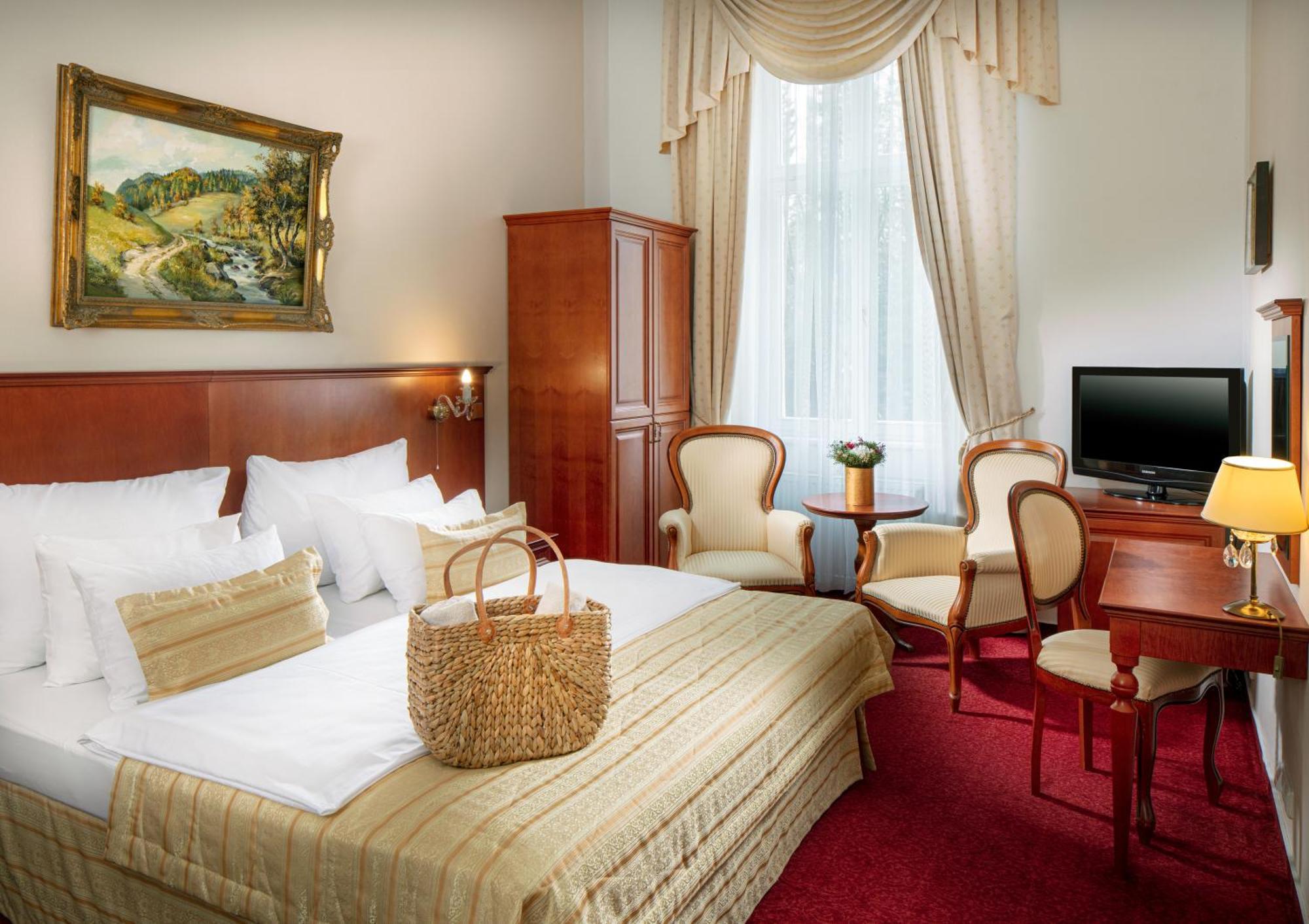 Imperial Spa & Kurhotel Франтішкови-Лазнє Екстер'єр фото